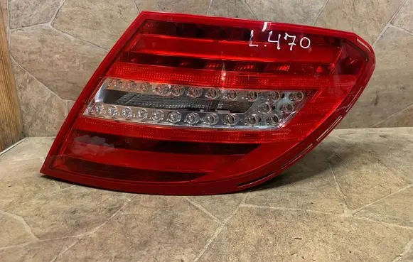 Mercedes-Benz C W204 Rear/tail lights A2049060503