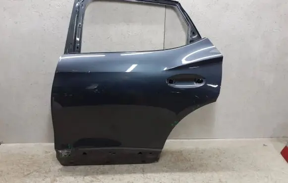 Cupra Formentor Rear door