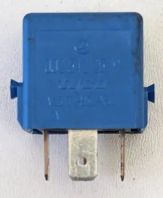 Mercedes-Benz A W168 Other relay 0025422519 V23134B52X321