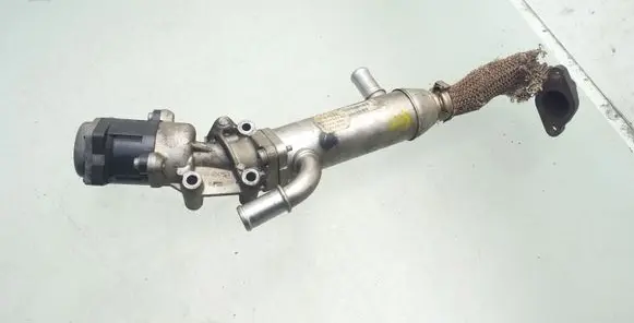 Jaguar S-Type EGR valve cooler 4R8Q9D475A 4R8Q9Y493AJ