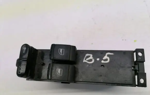 Volkswagen PASSAT B5 Electric window control switch 05073301