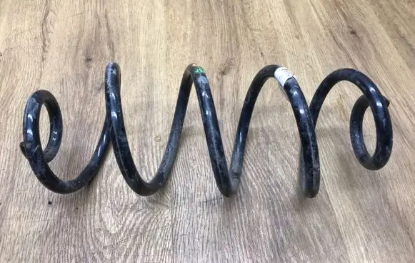 Porsche Macan (95B) Rear coil spring 95B511121G