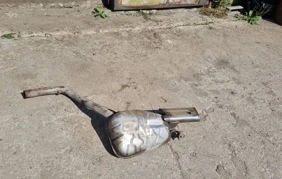Mercedes-Benz CLS C219 Rear muffler/silencer tail pipe 2194910101 9690NS 1010167617