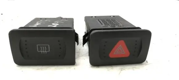 Volkswagen Golf IV Hazard light switch 1J0953235B 1J0953235A 1J0953235D
