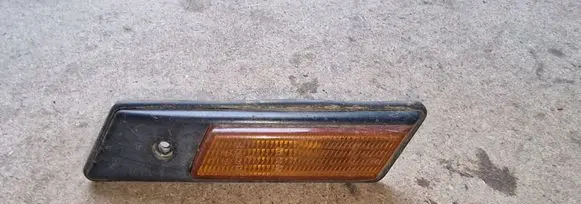 BMW 3 E36 Front fender indicator light 1378014