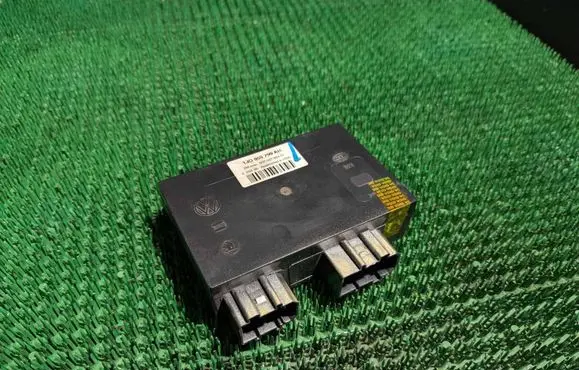 Volkswagen New Beetle Comfort/convenience module 1J0959799AH 5DK00795451