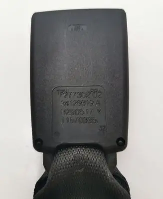 BMW 6 F12 F13 Middle seatbelt buckle (rear) 34075808 7277302