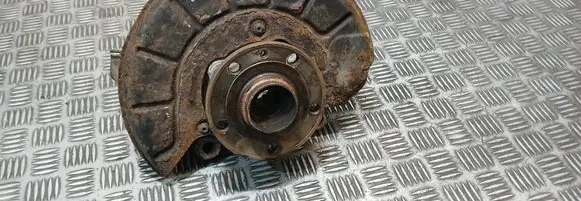 Volkswagen PASSAT B7 Front wheel hub spindle knuckle