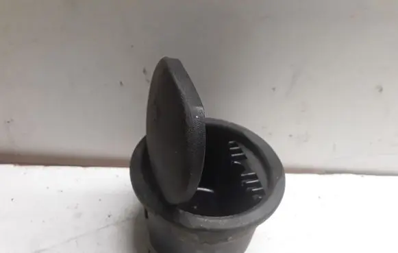 Ford Focus Ashtray (rear) 2M515404788A 5404788