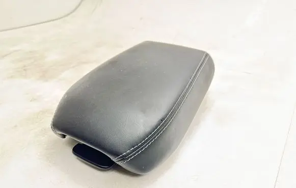 Nissan Qashqai J12 Armrest 969206UM0A