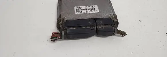 Volkswagen Golf IV Engine control unit/module 038906018BM 28SA3729 0281001846