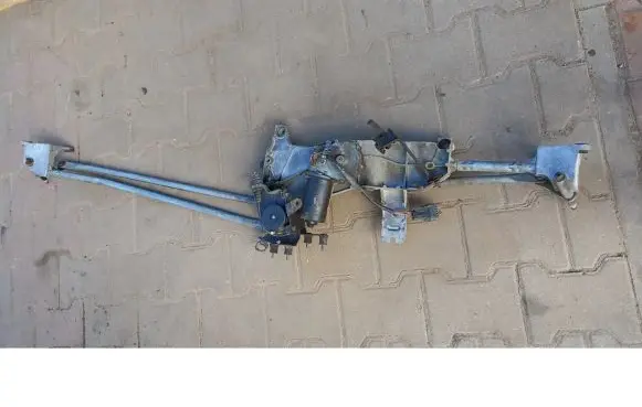 Fiat Ulysse Front wiper linkage 