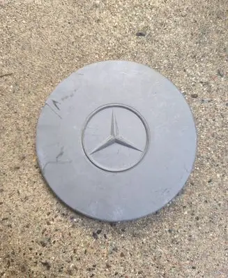 Mercedes-Benz Vito Viano W638 Original wheel cap 6384010025