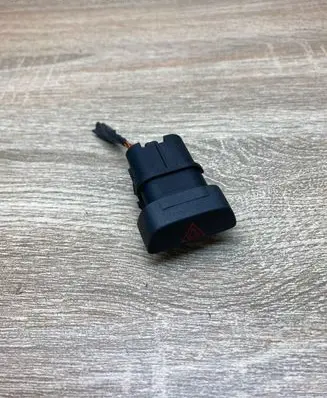 Ford Focus Hazard light switch 4M5T13A350AC WithPlug