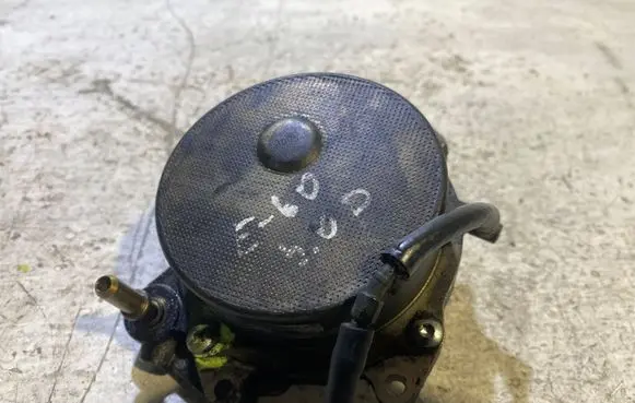 BMW 5 E60 E61 Vacuum pump