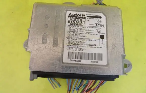 Renault Scenic I Airbag control unit/module 603989700