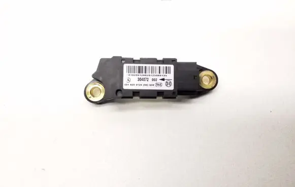 Mercedes-Benz C W204 Airbag deployment crash/impact sensor a0018209126