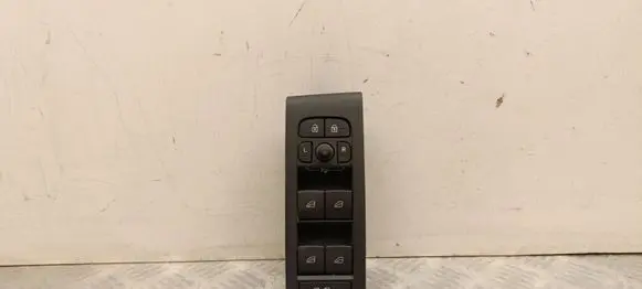 Volvo XC40 Electric window control switch 32319765