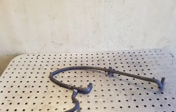 Volkswagen Transporter - Caravelle T4 Engine coolant pipe/hose 074121063K