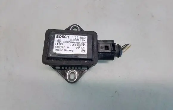 Audi A4 S4 B6 8E 8H ESP acceleration yaw rate sensor 8E0907637
