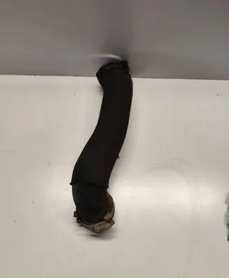 Audi A8 S8 D3 4E Intercooler hose/pipe 4E0145737M