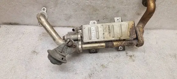 Toyota Verso EGR valve cooler 256010R020 13064130000 YA20268031