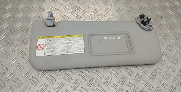 Toyota Verso Sun visor