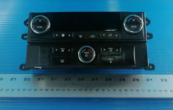 Chrysler Voyager Climate control unit P55111918AA