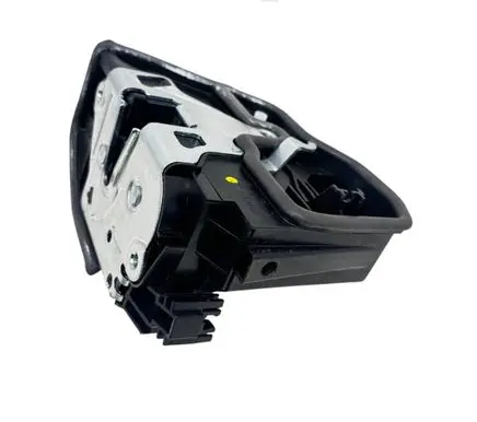 BMW 6 E63 E64 Front door lock 51217202143 7202143 51217059967