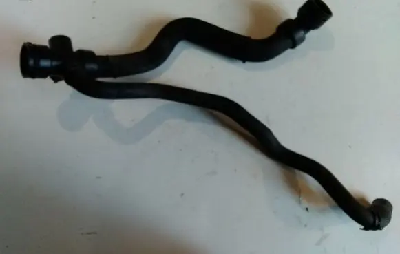 Audi A4 S4 B6 8E 8H Engine coolant pipe/hose 8E0121049C