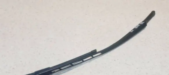 Audi A3 S3 A3 Sportback 8P Front wiper blade arm 8P1955408A 2607