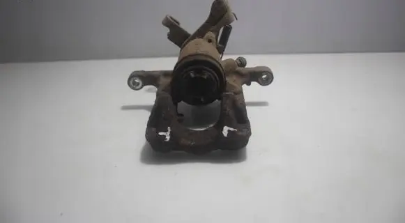 Opel Astra J Rear brake caliper