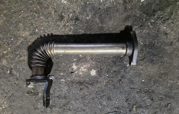 Hyundai Terracan EGR valve line/pipe/hose