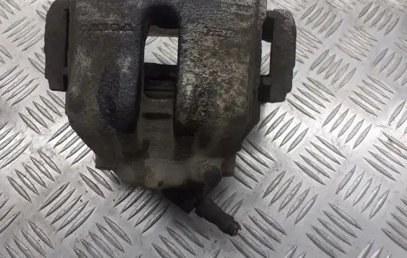 Volvo V70 Front brake caliper BRAK