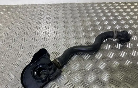 Volkswagen Crafter Oil filler cap 03L115306