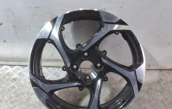 Citroen C4 III e-C4 R18 alloy rim 9832063280