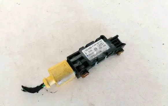 Audi A4 S4 B6 8E 8H Airbag deployment crash/impact sensor 8e0959643a 023180fpwjh