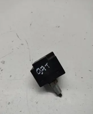 Hyundai Tucson JM Brake pedal sensor switch