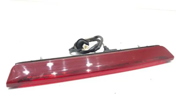Honda HR-V Third/center stoplight