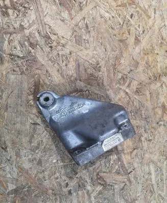 Mercedes-Benz E AMG W212 Engine mounting bracket A1562232204