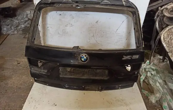BMW X3 E83 Tailgate/trunk/boot lid