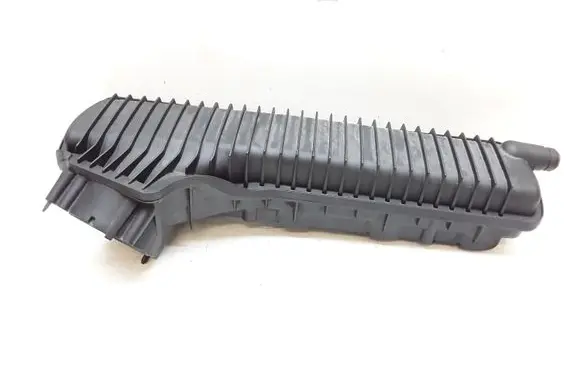 Volvo V70 Intake manifold 30757722