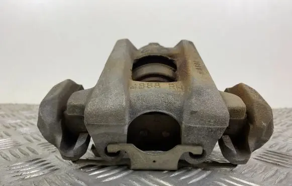 Jeep Grand Cherokee Rear brake caliper