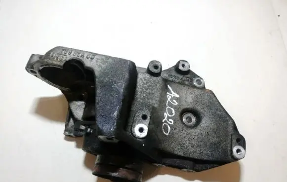 Opel Vectra B Engine mounting bracket 90528682