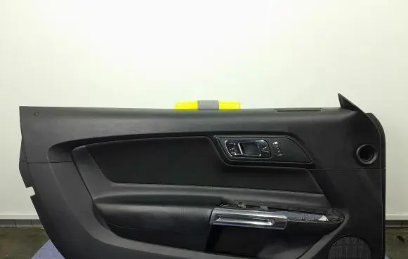 Ford Mustang VI Door card panel trim set 