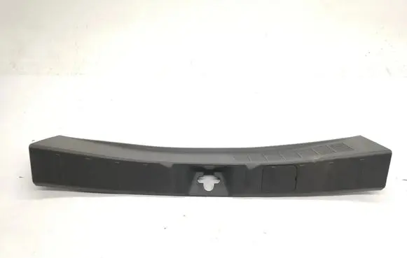 Mitsubishi Outlander Trunk/boot sill cover protection 7240A135