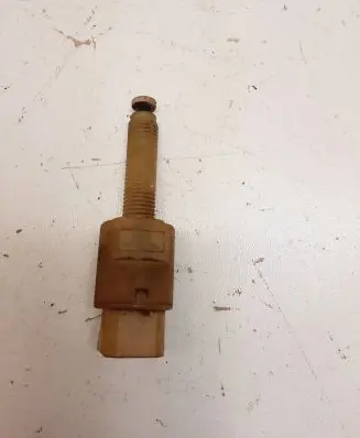 Audi A4 S4 B5 8D Brake pedal sensor switch 4A0945515A