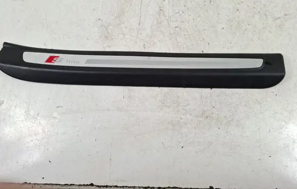Audi Q7 4L Front sill trim cover 4L0853374E