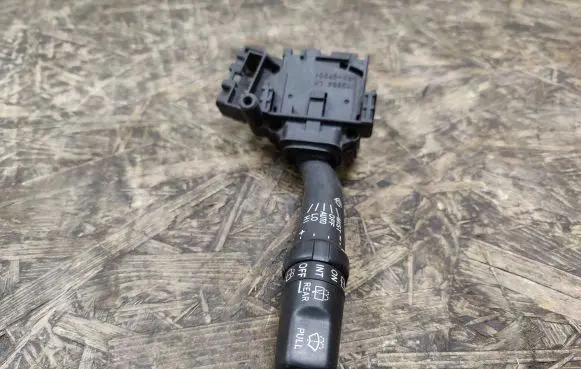 Toyota Avensis T250 Wiper switch 8405205170