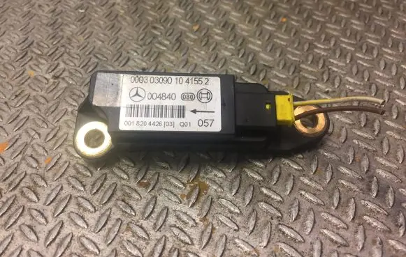 Mercedes-Benz CLK A209 C209 Airbag deployment crash/impact sensor 0018204426 A0018204426